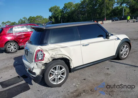 2013 Mini Cooper Cooper S z USA, uszkodzony, nr VIN WMWSV3C51DT393110